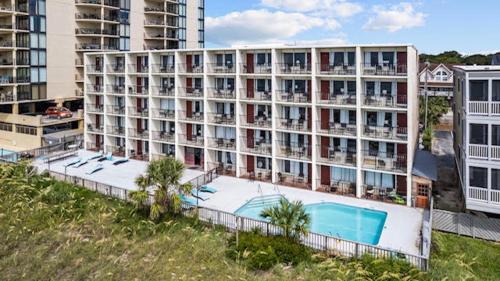Crescent Beach Hotel | Oasis Hotel