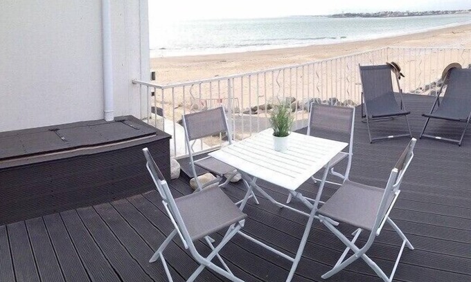 Saint-Georges-de-Didonne Apartment | OCEAN AND BEACH VIEW, APARTEMENT "LE CORDOUAN" Saint Georges De Didonne