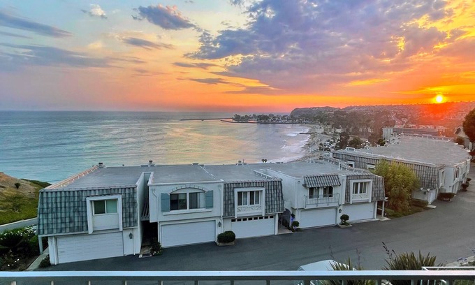 Capistrano Beach House | Ocean & beach views - 3 bdrm townhouse overlooking Dana Point