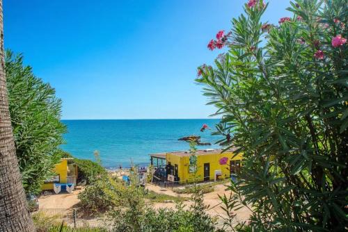 Oura Apartment | Ocean Bliss II- Panoramic Sea View - 20m to Beach - 2 Swimming Pools - Private Parking