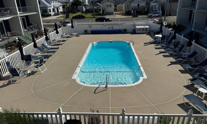 Ship Bottom Condo | Ocean Block. Ship Bottom. Pool. Beach Badges. WIFI. Washer & Dryer. 12186