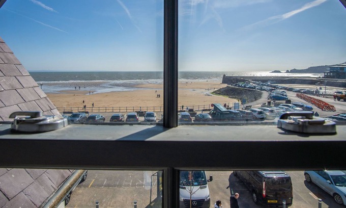 Saundersfoot Hotel | Ocean Cabins No. 13 @ The Square - Saundersfoot