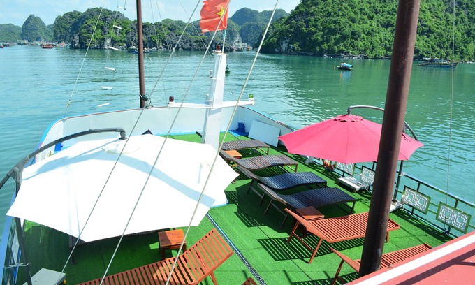 Cat Hai Boat Rental | Ocean Cruise