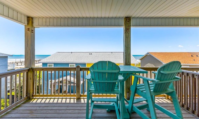 Atlantic Beach Apartment | Ocean Crystal A