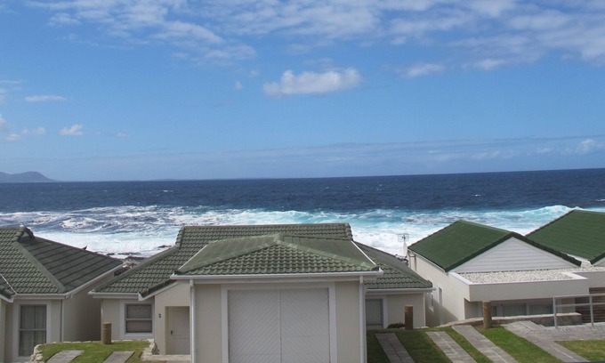 Westcliff Apartment | Ocean Edge Apartments