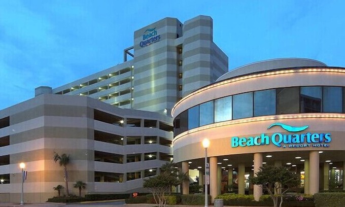 Virginia Beach Resort | Ocean front 1-bedroom resort suite available from Aug 2 to Aug 9, sleeps up to 6