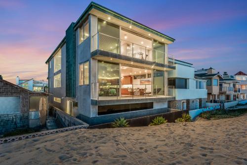 Silver Strand House | ocean front beach house