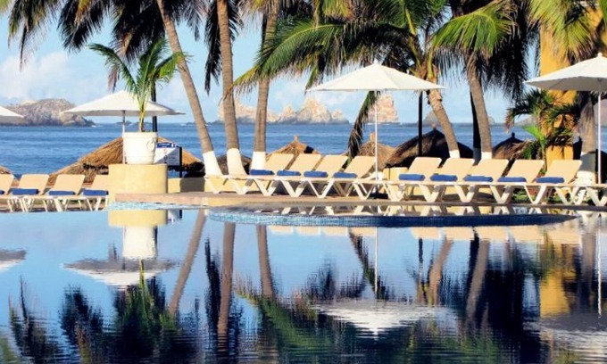 Ixtapa Apartment | Ocean Front, Condo-Hotel Tesoro 522 2Br and 2Bthr