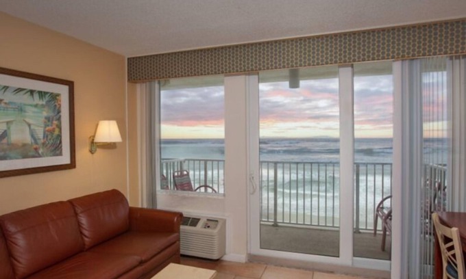 Lenox Park Resort | Ocean Front Harbour Beach Resort