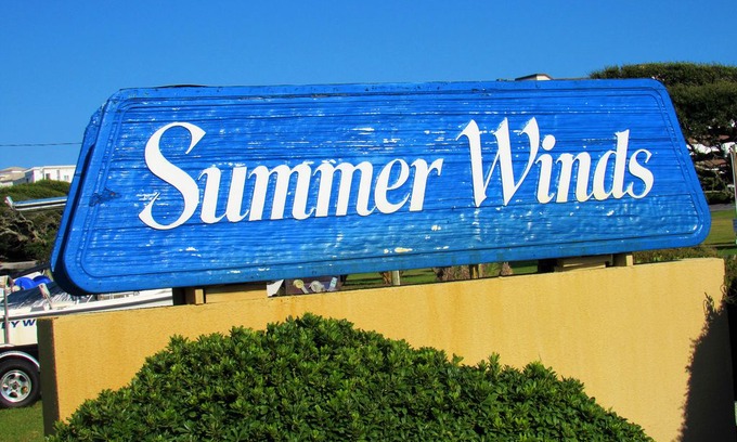 Indian Beach Apartment | Ocean Front, Ocean View Condo - Oceanfront Summerwinds Condos