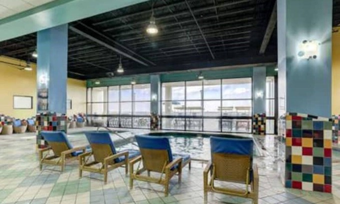 Northeast Virginia Beach Resort | Ocean Front Studio at Beach Quarters - Sleeps 2