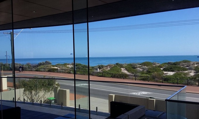Watermans Bay House | Ocean Frontage - Enjoy the Views