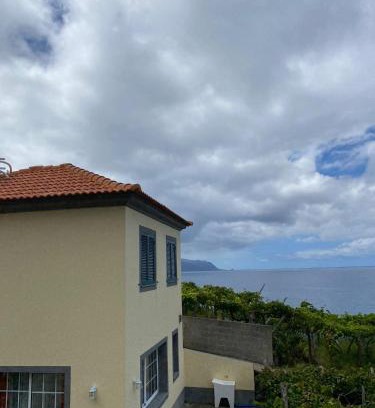Ponta Delgada House | Ocean Guest House