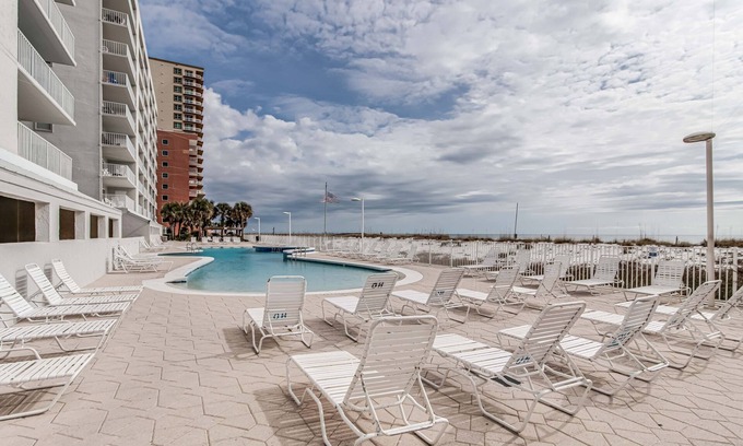 Gulf Shores Hotel | Ocean House Unit 2601