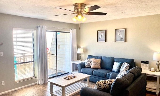 East End House | Ocean Mile G-2