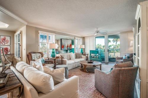 Litchfield by the Sea House | Ocean Oasis Fordham 101 3BR Villa Ocean Views