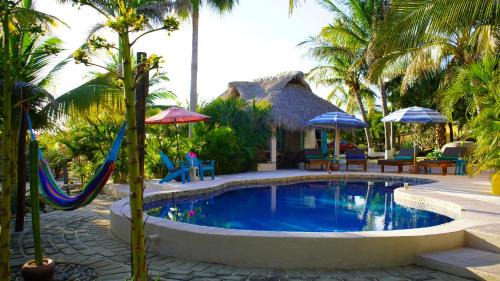 Santa Maria Tonameca Hotel | OCEAN OASIS HOTEL - adult only, four casitas boutique resort