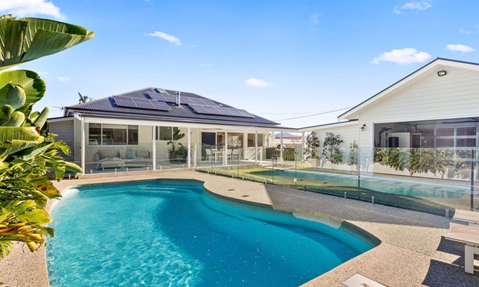 Windang House | Ocean Pearl