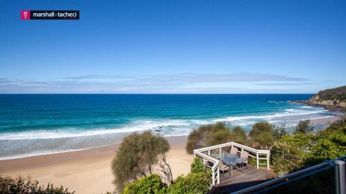 Bermagui House | Ocean Pearl Luxury beachfront Bermagui Linen provided