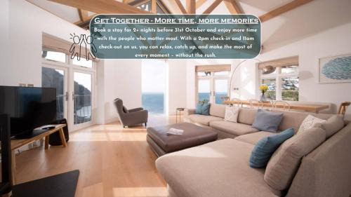 Lynmouth Apartment | Ocean Penthouse, Contemporary Apt, Sleeps 6, Balcony and Terrace, Parking