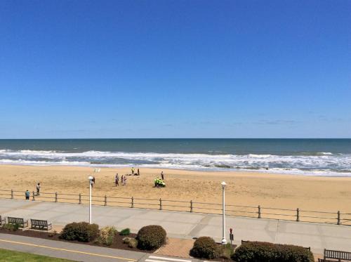 Northeast Virginia Beach Hotel | Ocean's 24