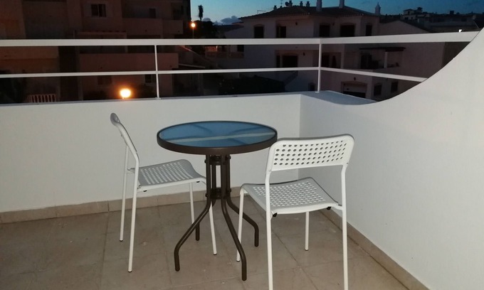 Funchal House | Ocean's 7 - Lagos Guest House