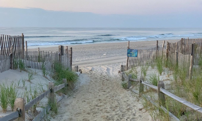 Beach Haven Cottage | Ocean side cottage