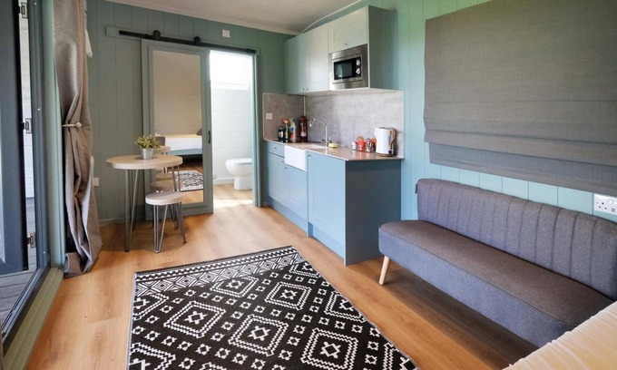 Skewen House | Ocean View 3 - 1 Bedroom Modern Pod - Llanrhidian