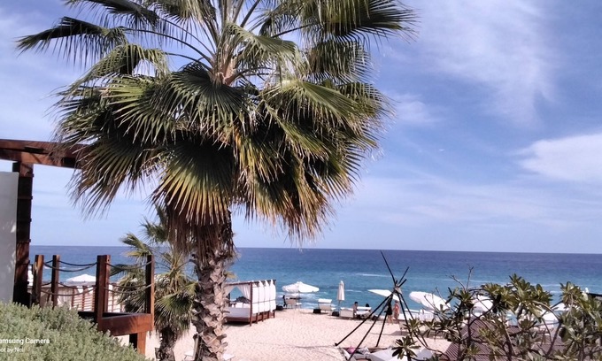 San Jose del Cabo Resort | Ocean view beach suite