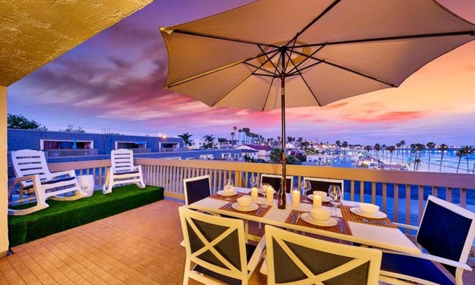 Townsite House | Ocean View Compound