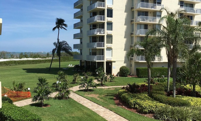 Laguna Shores Condo | Ocean View Condominium