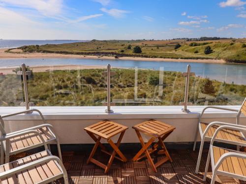 Alnmouth Apartment | Ocean View