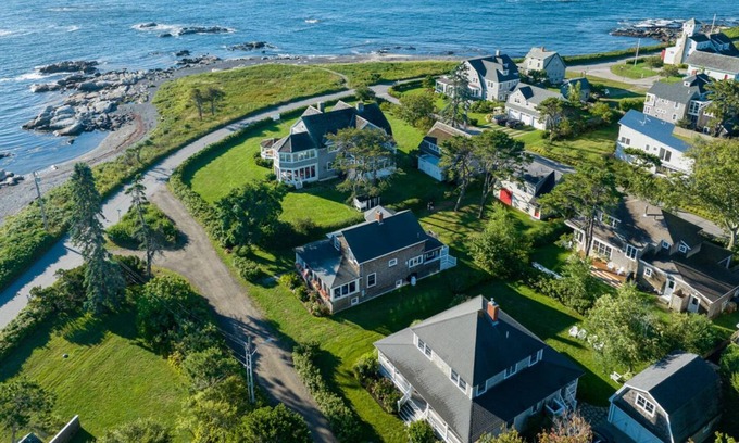 Biddeford Pool House | Ocean View Home at Biddeford Pool w/ Separate Guest Quarters 4 BR / 2.5 BA.