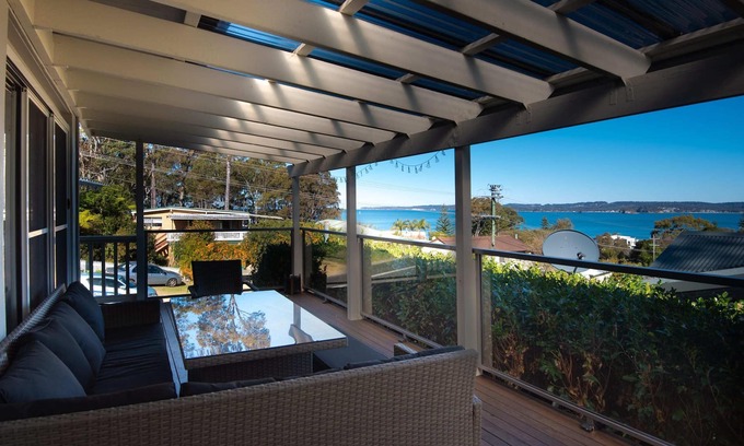 Long Beach House | Ocean View In Long Beach -Pet friendly!