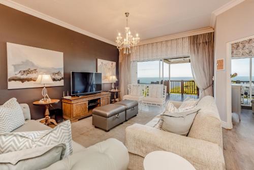 Brenton-on-Sea House | Ocean View Paradise