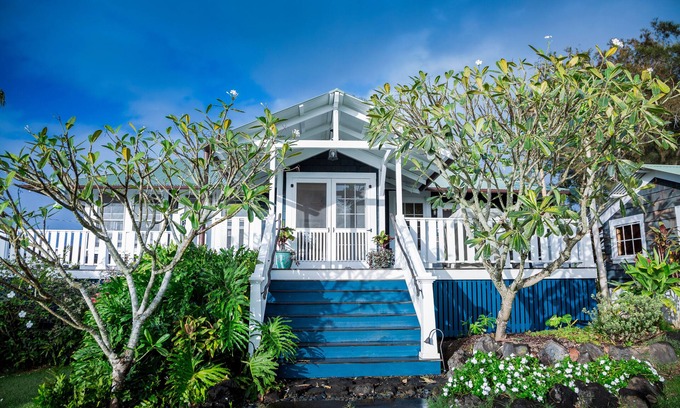 Hawi House | Ocean View Plantation Era Home Featured in Sunset Magazine