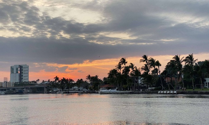 Boca del Rio Apartment | Ocean view, pool, beach, great location.! Family & friends place.!