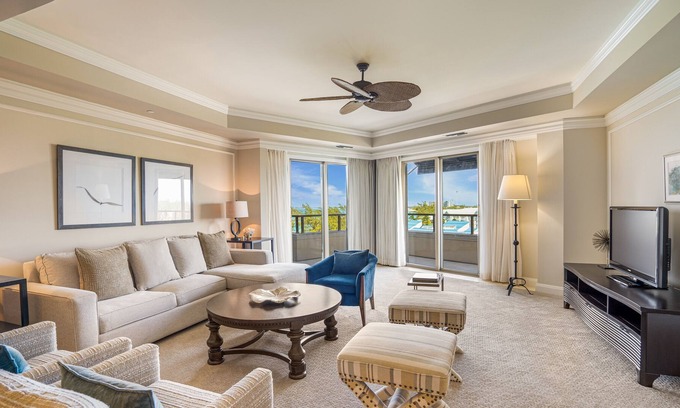 Seven Mile Beach Condo | Ocean View Residence 708 Located at The Ritz-carlton by Redawning