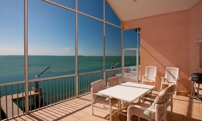 Summerland Key House | Ocean View Splendor on Summerland Key
