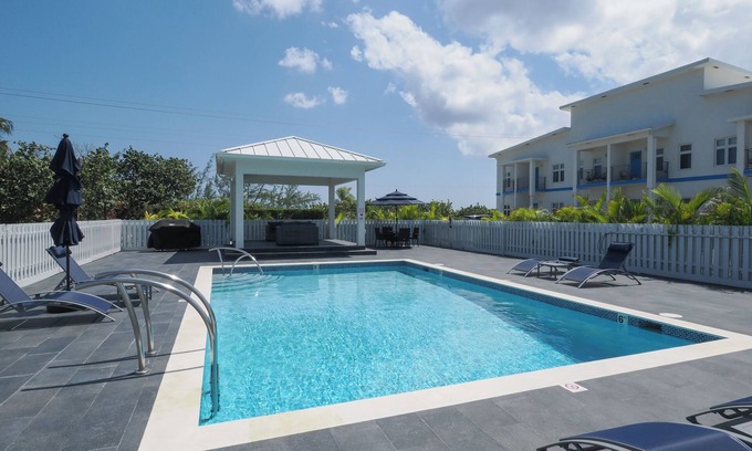 East End House | Ocean views from 2 bed condo at the Blowholes