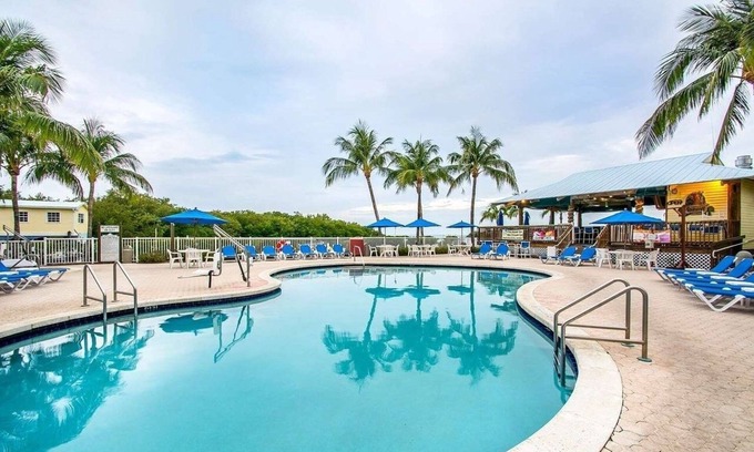 Marathon Apartment | Ocean views, great for fishing and kayaking, the best family experience