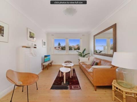 Bondi Apartment | Ocean views Light-filled Bondi Beach Apartment