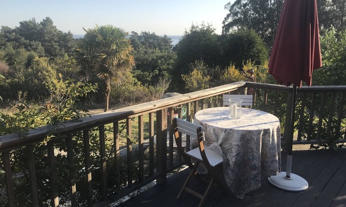 Marin County House | Ocean Views/Private Parking/Full size gas Range/Oven