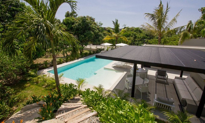 P Chahue Condo | Ocean Views with Rooftop Terrace & Private Plunge Pool