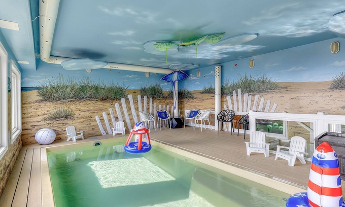 Sandbridge House | Oceanfront/11 bds/33 PPL/Indoor Pool