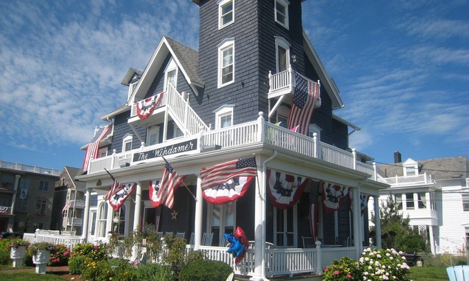 Ocean Grove House | OCEANFRONT 1ST FL STUDIO 2200 WKLY OCEAN VIEWS July and August dates available