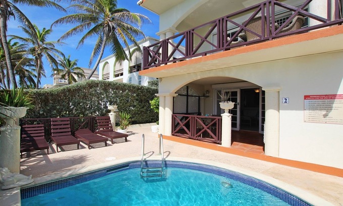 Green Garden Apartment | Oceanfront 2-bed Apt with Pool near Surfing - Rosalie #2