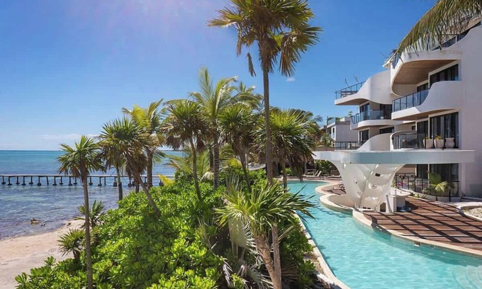 Tulsayab Apartment | Oceanfront Apartment with Private Pool