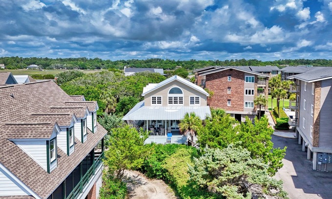 Pawleys Island House | Oceanfront Beach House, Furnished Porch, Sun Deck, Private Boardwalk, Grill