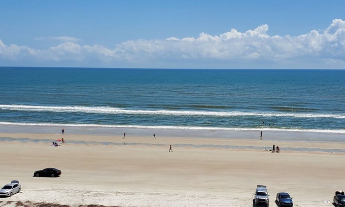 Boardwalk Condo | Oceanfront Condo-Peace on the Beach at Golden Arms